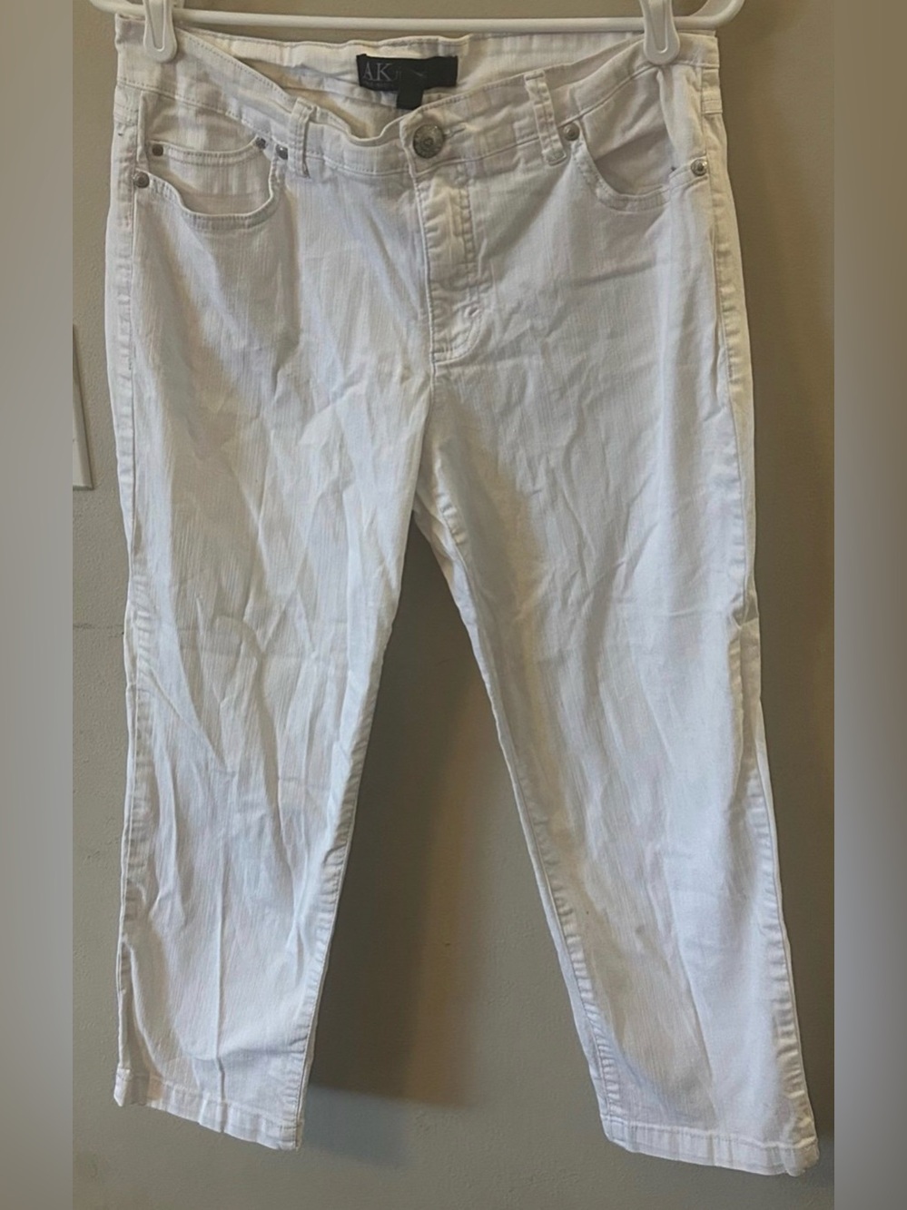 White Women's Straight-Leg capris